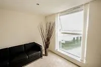 Apple Apartments Belfast 0*,